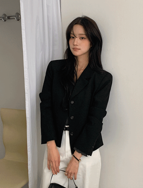 베니토 [브랜드봉제/최적의기장감/무너짐없는탄탄함/코디100벌가능][made] 아워클래식 클린 싱글 자켓  (봄/여름/가을/신상/데일리/데일리룩/출근룩/데이트룩/자켓/간절기/블레이저/봄자켓/아우터/봄아우터/세미크롭/싱글자켓/하객룩)