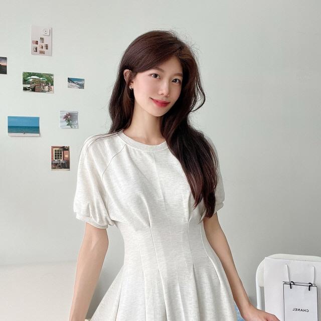 💗부드러운💗 스웨이 반팔 핀턱 플리츠 롱원피스 /셔츠원피스/캉캉원피스/뷔스티에원피스/퍼프원피스/랩원피스/셔링원피스/레이어드원피스/하객원피스/플리츠/빅사이즈원피스/출근룩/하객룩