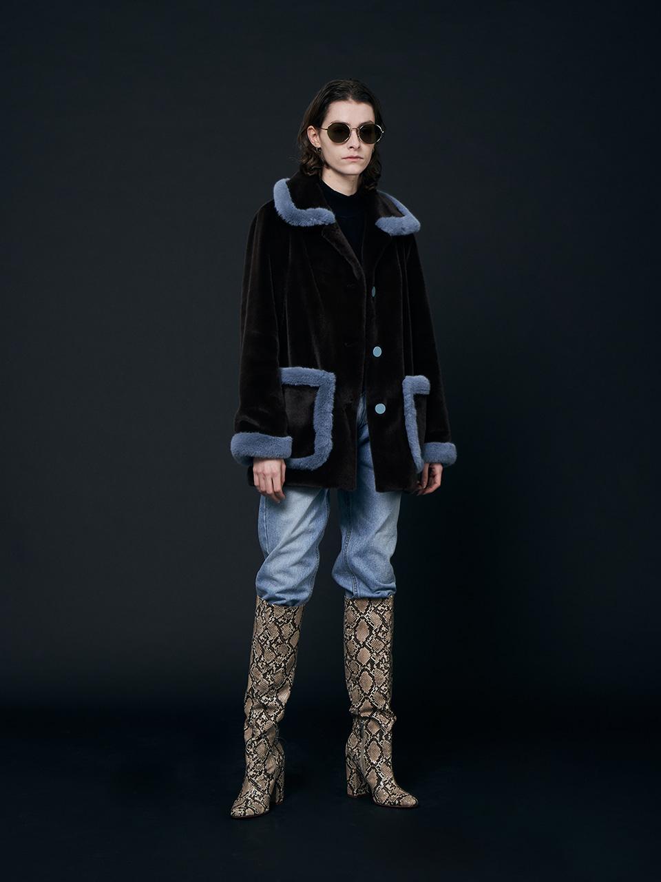 컬러 매치 베이직 퍼 자켓 브라운