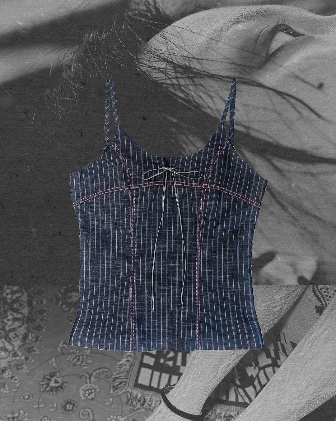 average sleeveless_denim