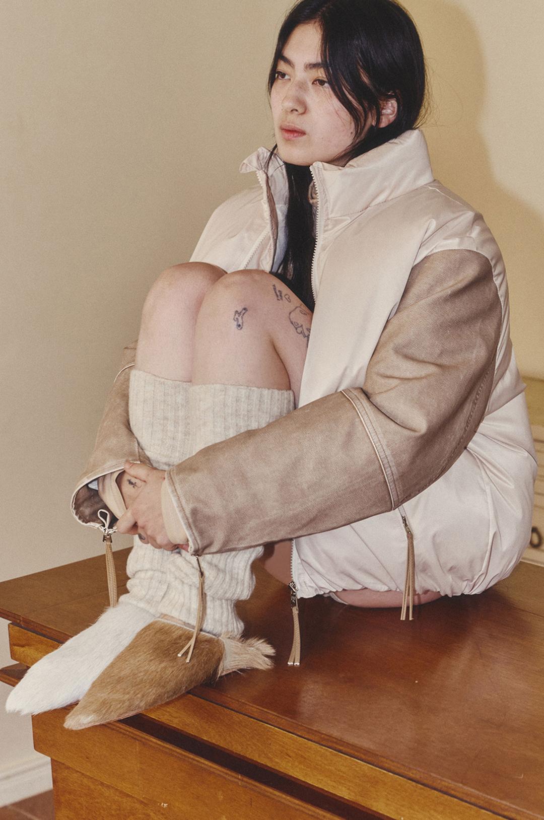 G_TANNING LEATHER SLEEVE PUFFER / BEIGE