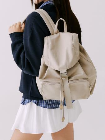 이런 상품 어때요? 헤비 나일론 미디움 플랩 백팩 HPADZFF802