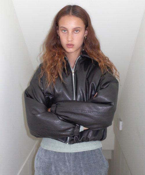 비건레더 푸퍼 블루종_BLACK