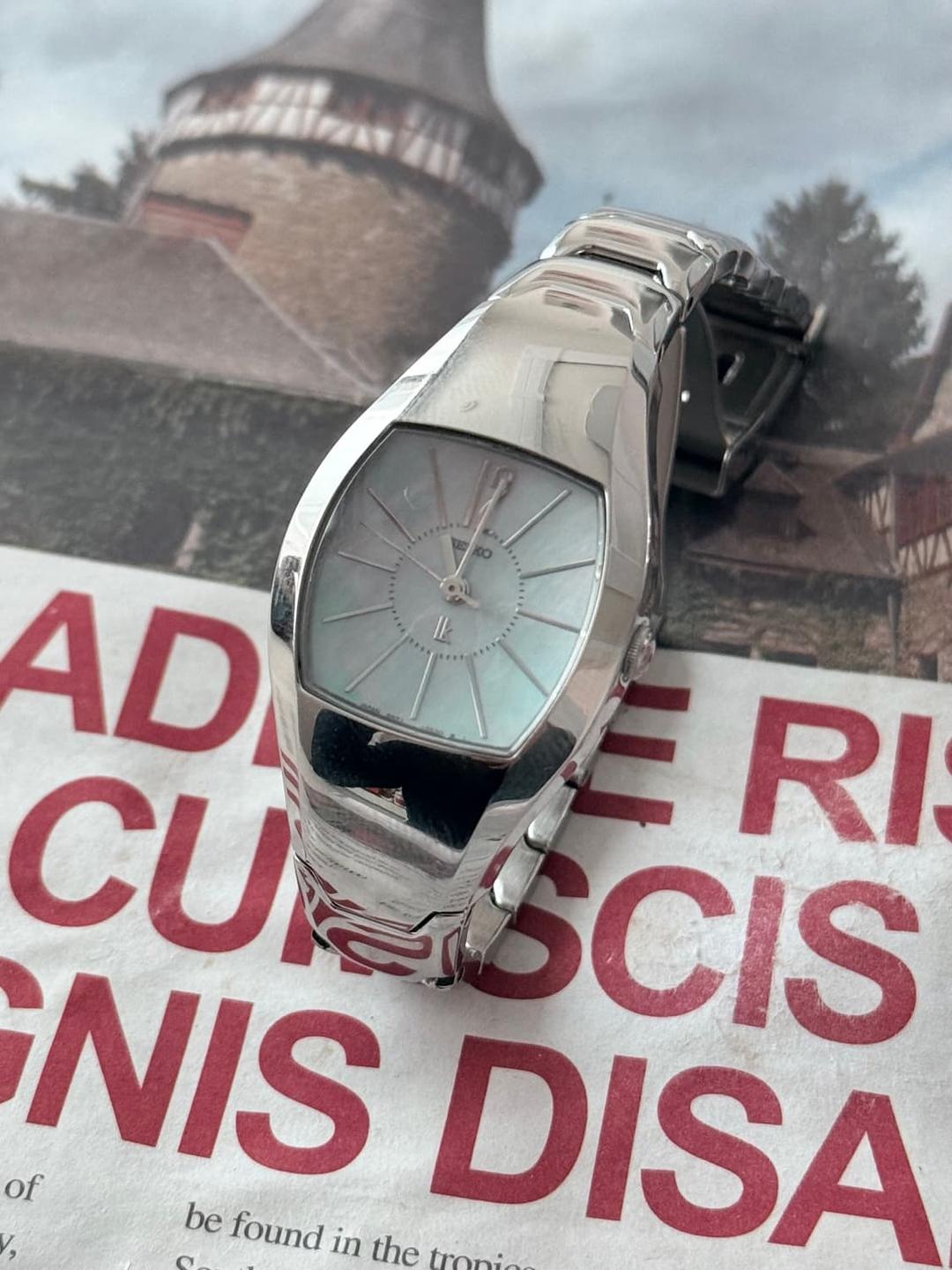 세이코 Seiko 쉘 실버 사파이어 | 후루츠패밀리