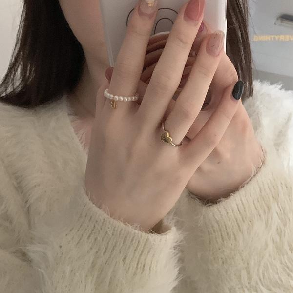 ( 1+1 무료배송 ) 진주 이니셜 반지 ( 골드 )