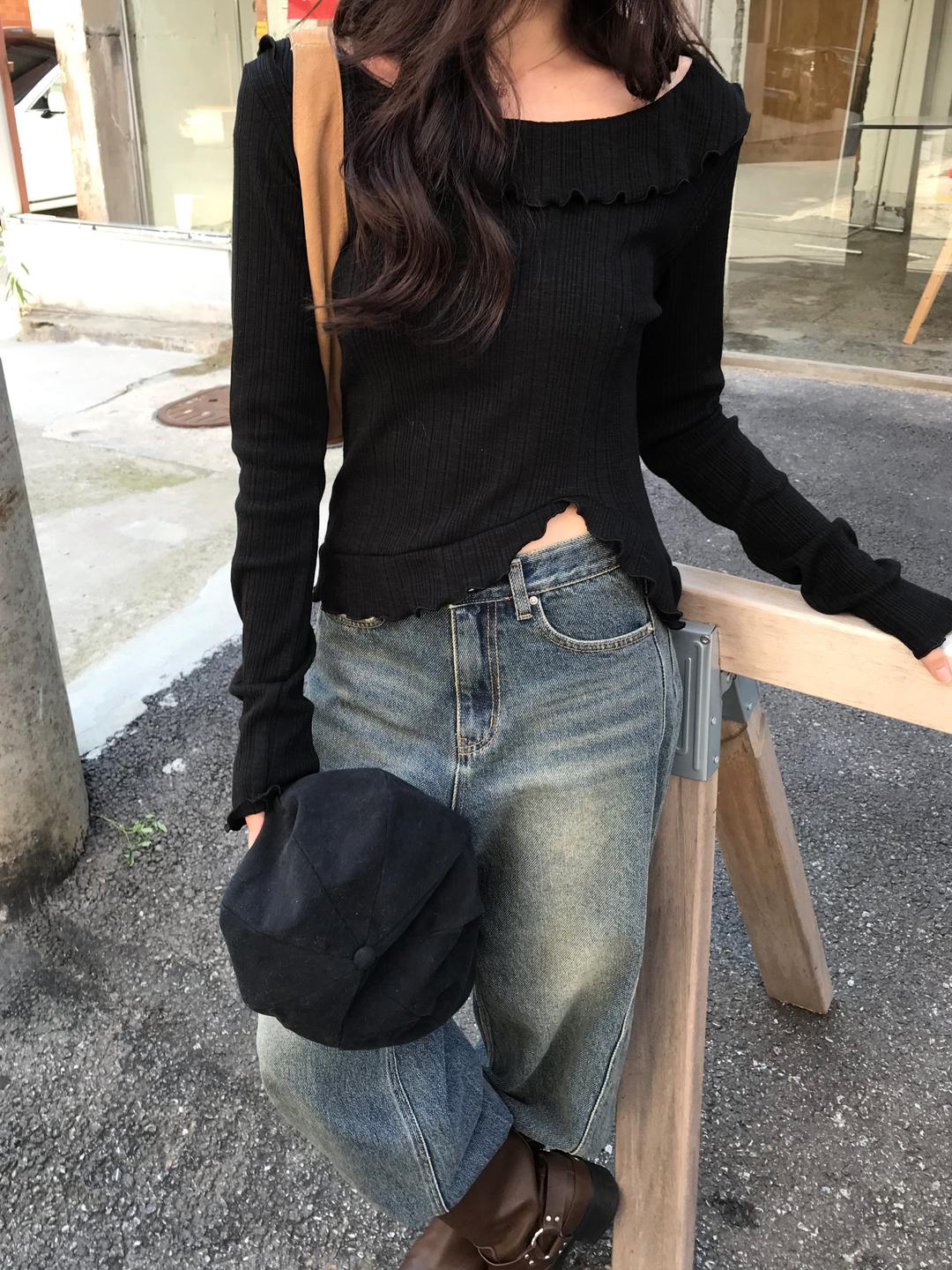 PREFRITT : frill unbalanced off-shoulder tee [black]