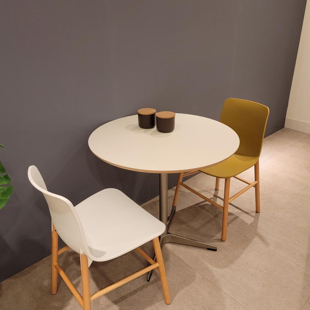 오노홈 실버엣지 레오 원형 화이트  테이블  라운드 식탁 2인 4인