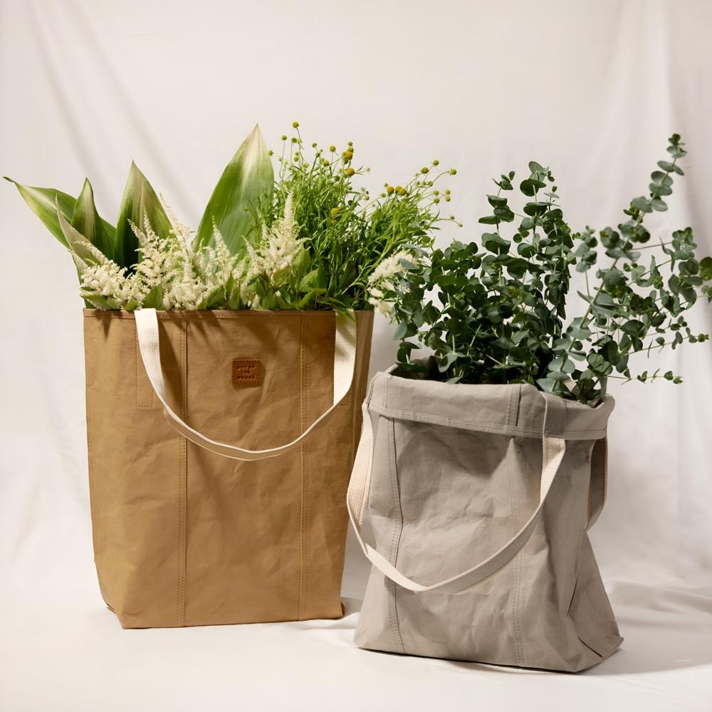 [아웃오브더우즈] 아이코닉쇼퍼 가벼운 디자이너 데일리 가방