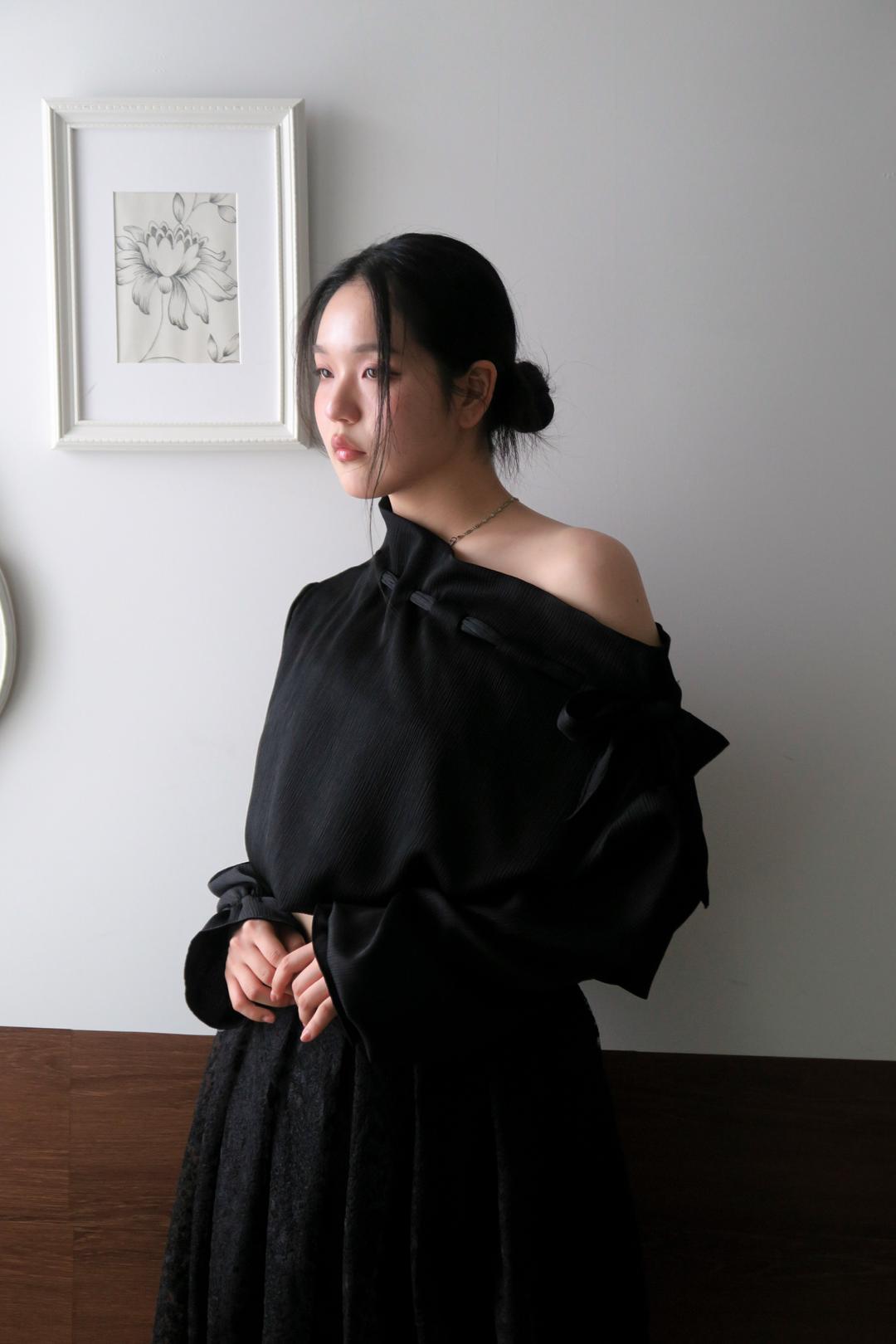 Miel wrinkle satin blouse