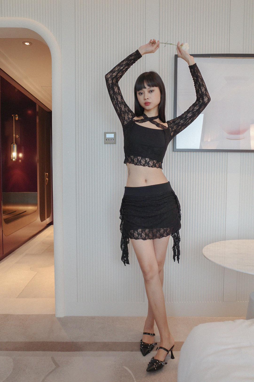 FLOWER LACE SHIRRING SK (BK)