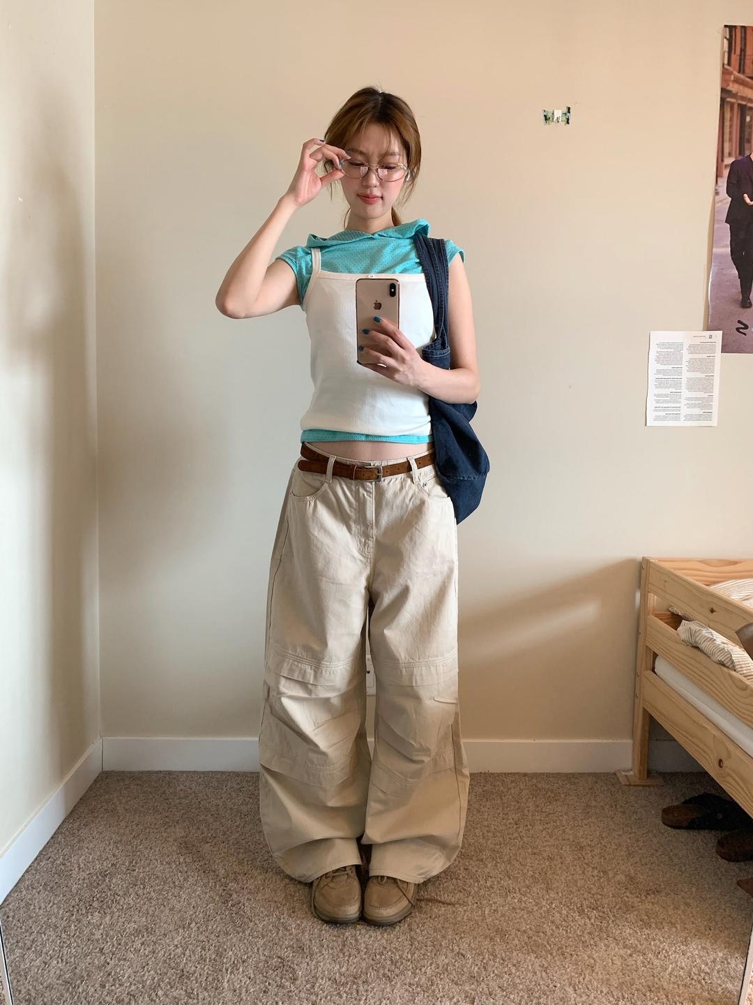보우아카이브 tuck detail cotton pants