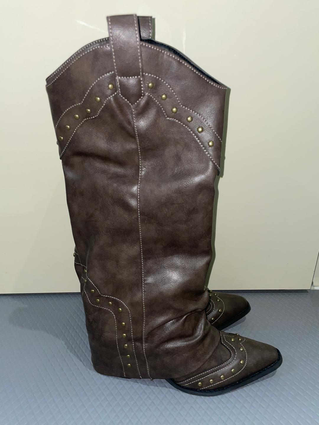 stud western leg warmer boots
