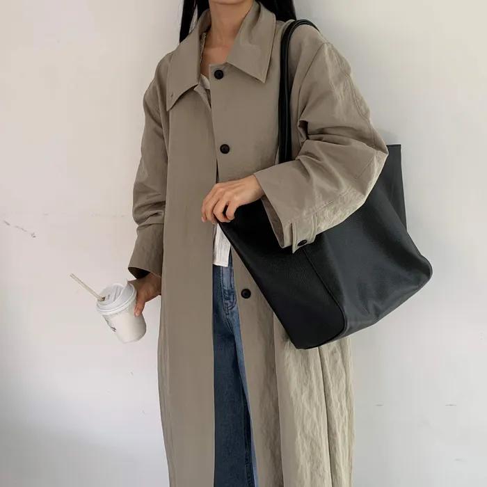 [WITH 해수] BERLINER COW LEATHER BAG (BLACK)