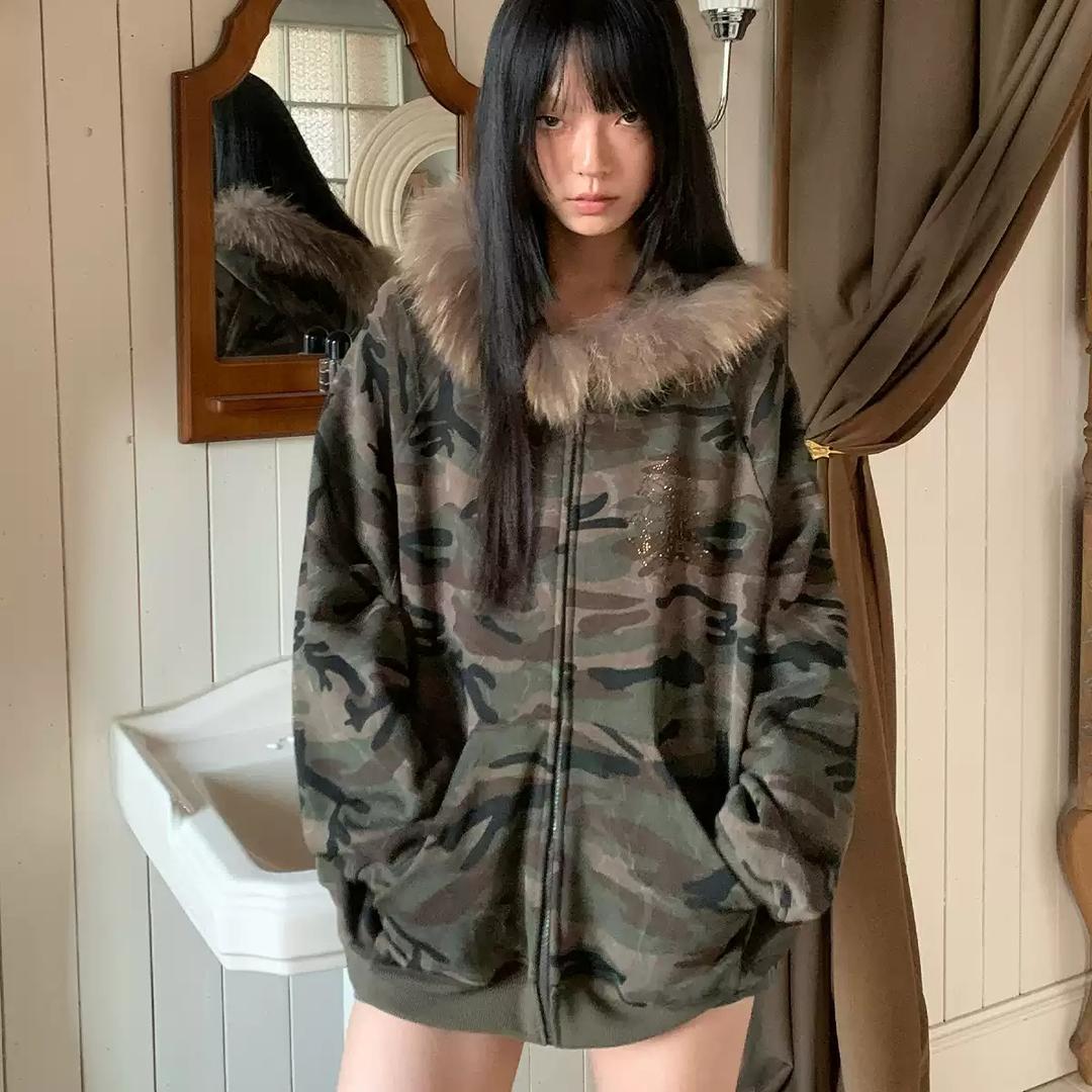 Les Fortes 카모 퍼후드 집업 핫픽스 큐빅 밀리터리 모피 칼라 재킷