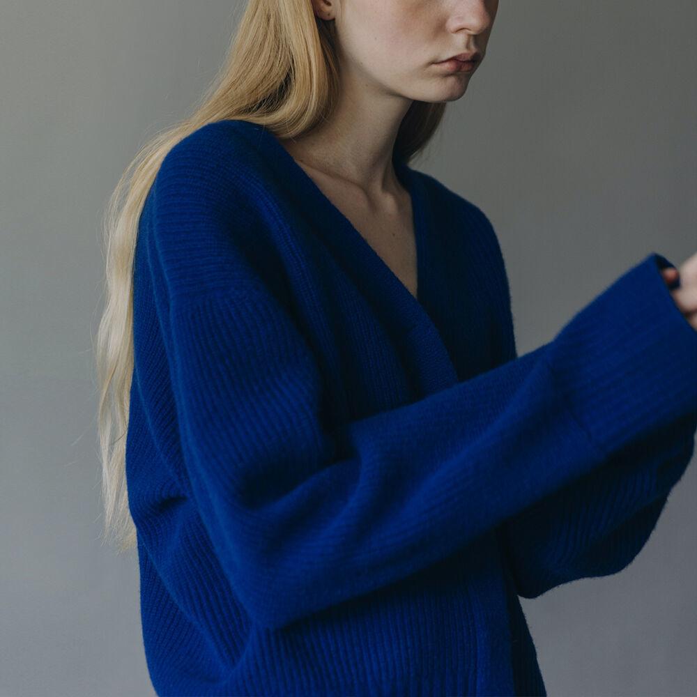 Royal wool felt cardigan  (true blue)