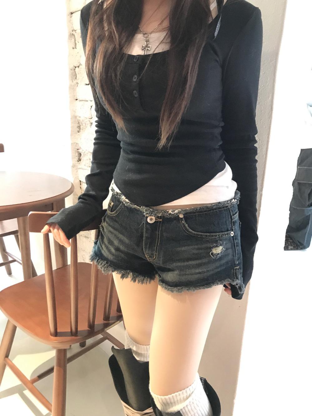 코린 힙걸 데일리 딥 유넥 버튼 굴림 긴팔티(3color)