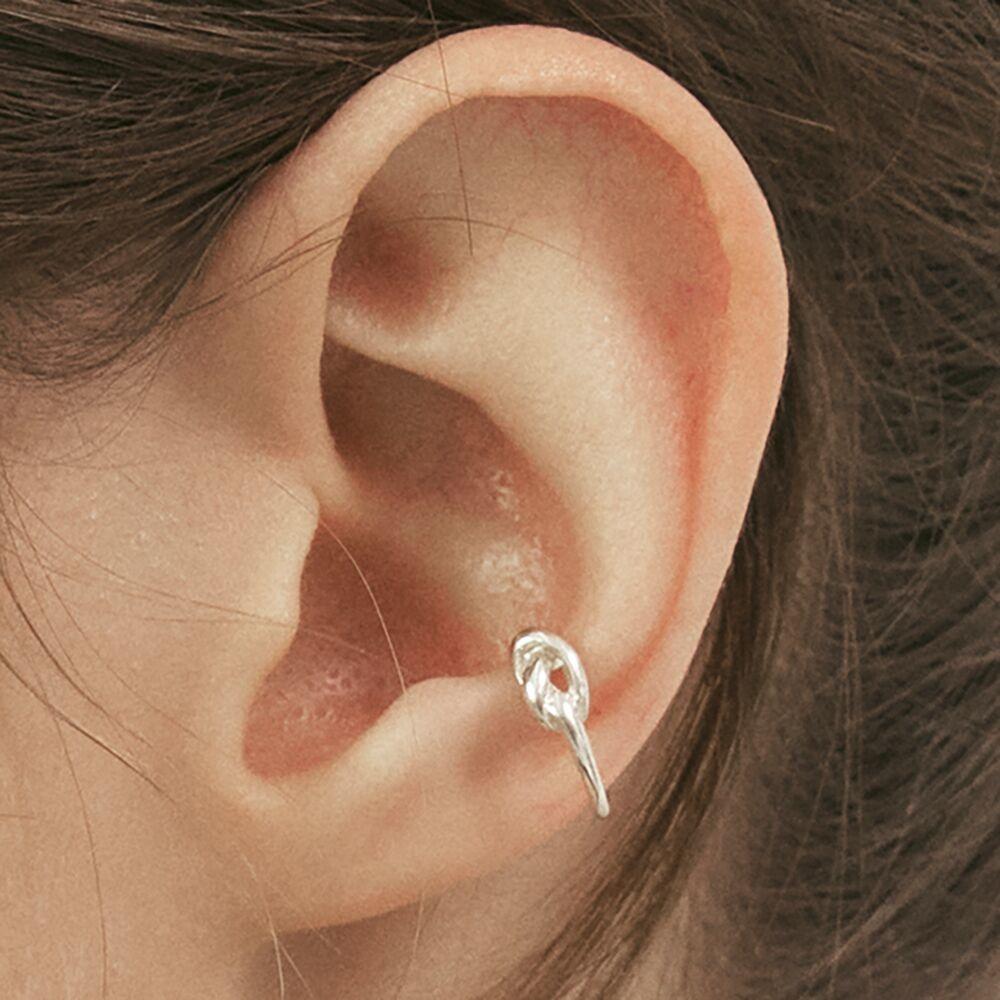 Knot ear cuff
