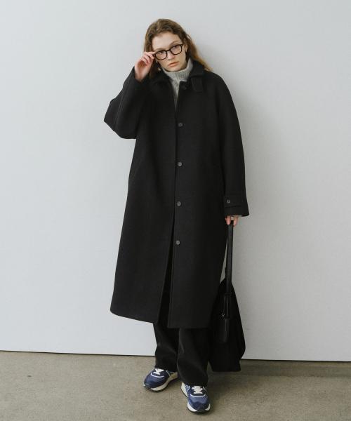 Wool balmacaan long coat