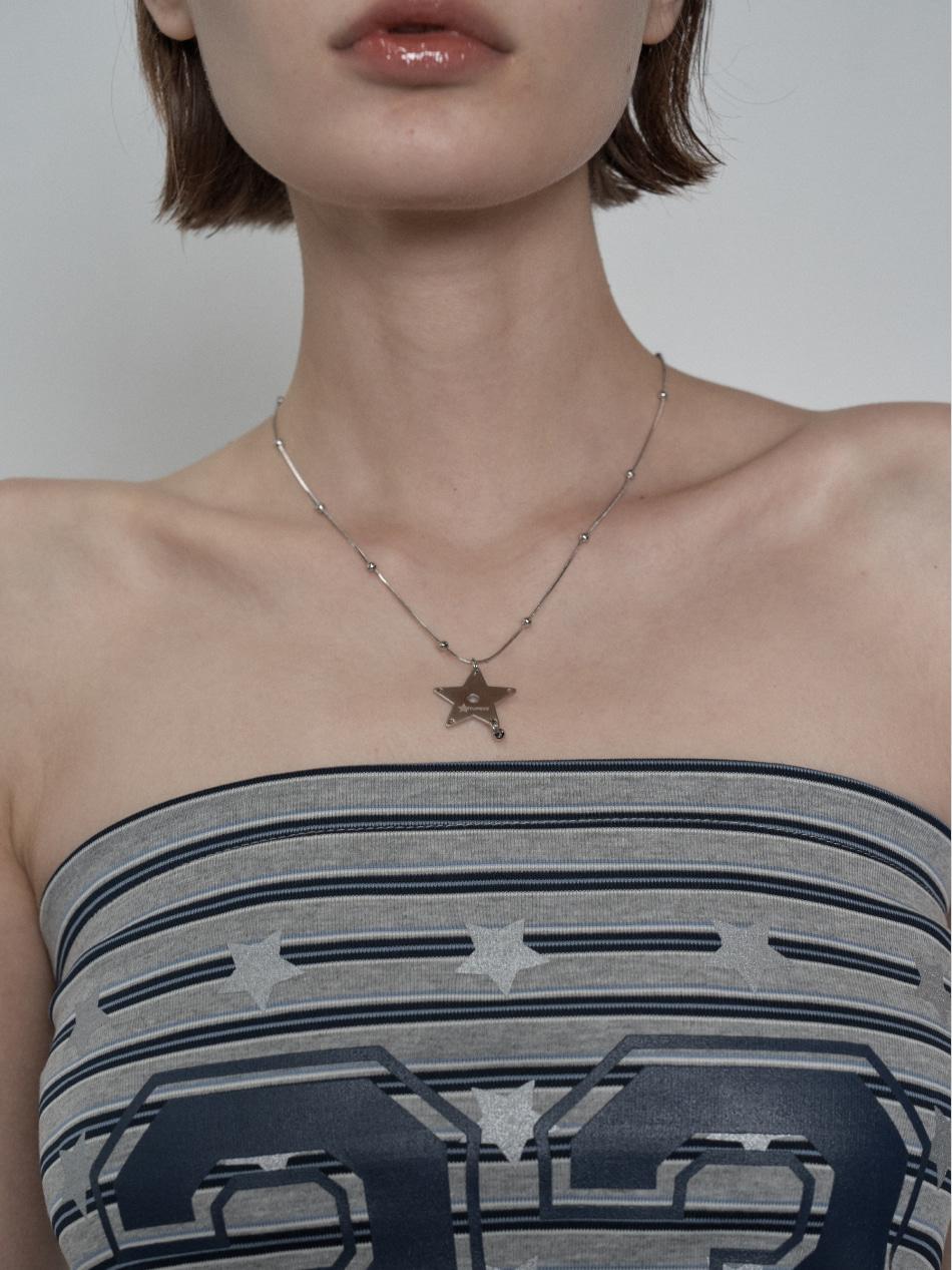 PIERCING STAR NECKLACE / SILVER