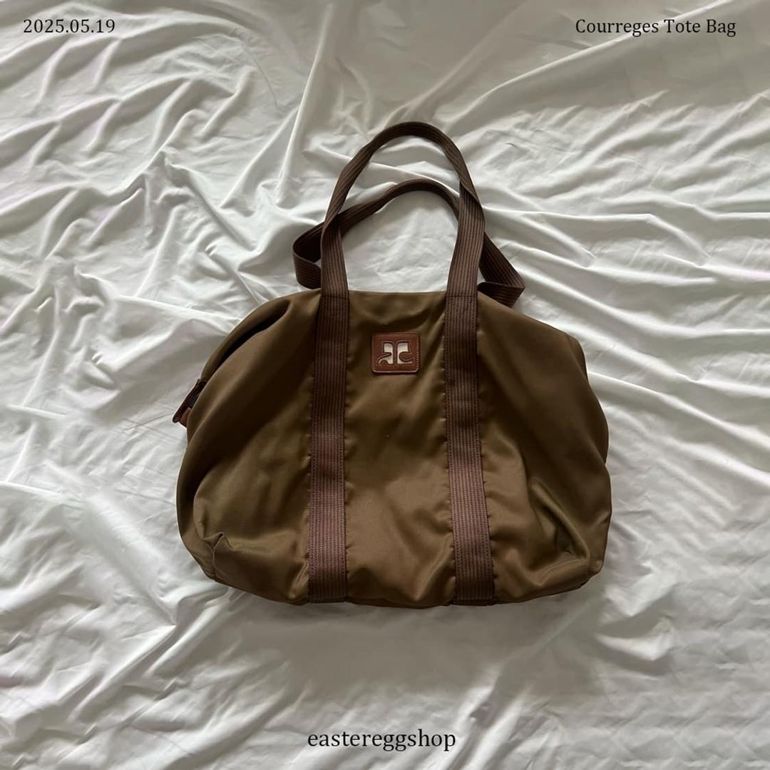 Courrèges Tote Bag | 후루츠패밀리