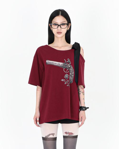 RIBBON ROSE PISTOL TEE #WINE