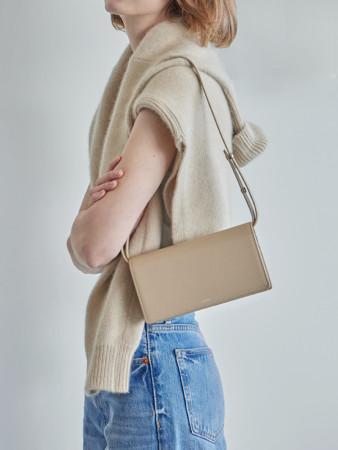 [유엠유엠] WEEKEND 크로스백 250g - Cafe au Lait