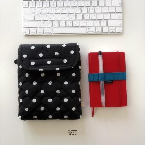Dot pouch