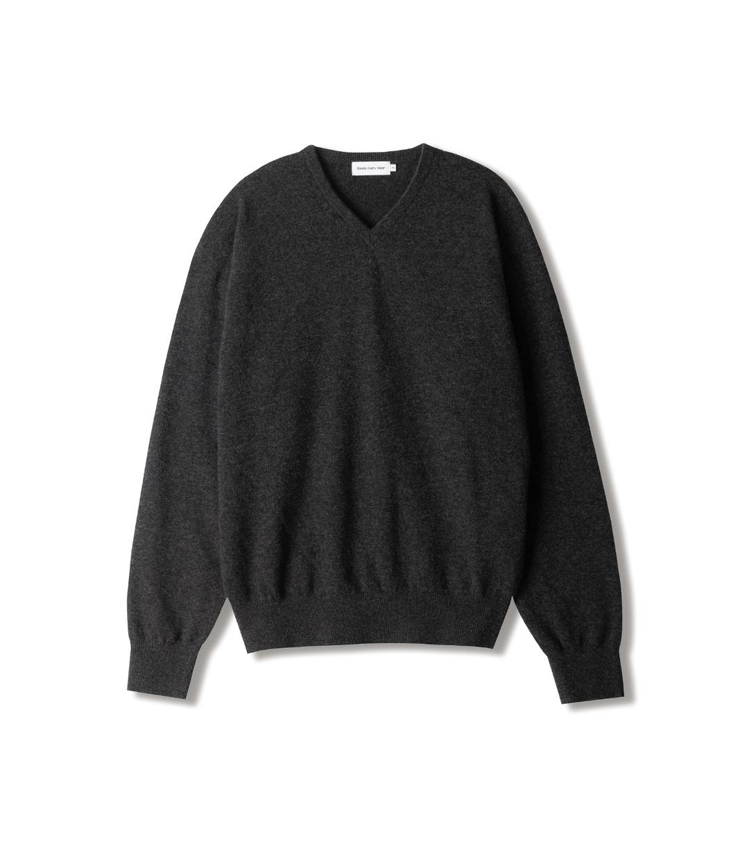 스탠다드 울 브이 넥 니트 (차콜)