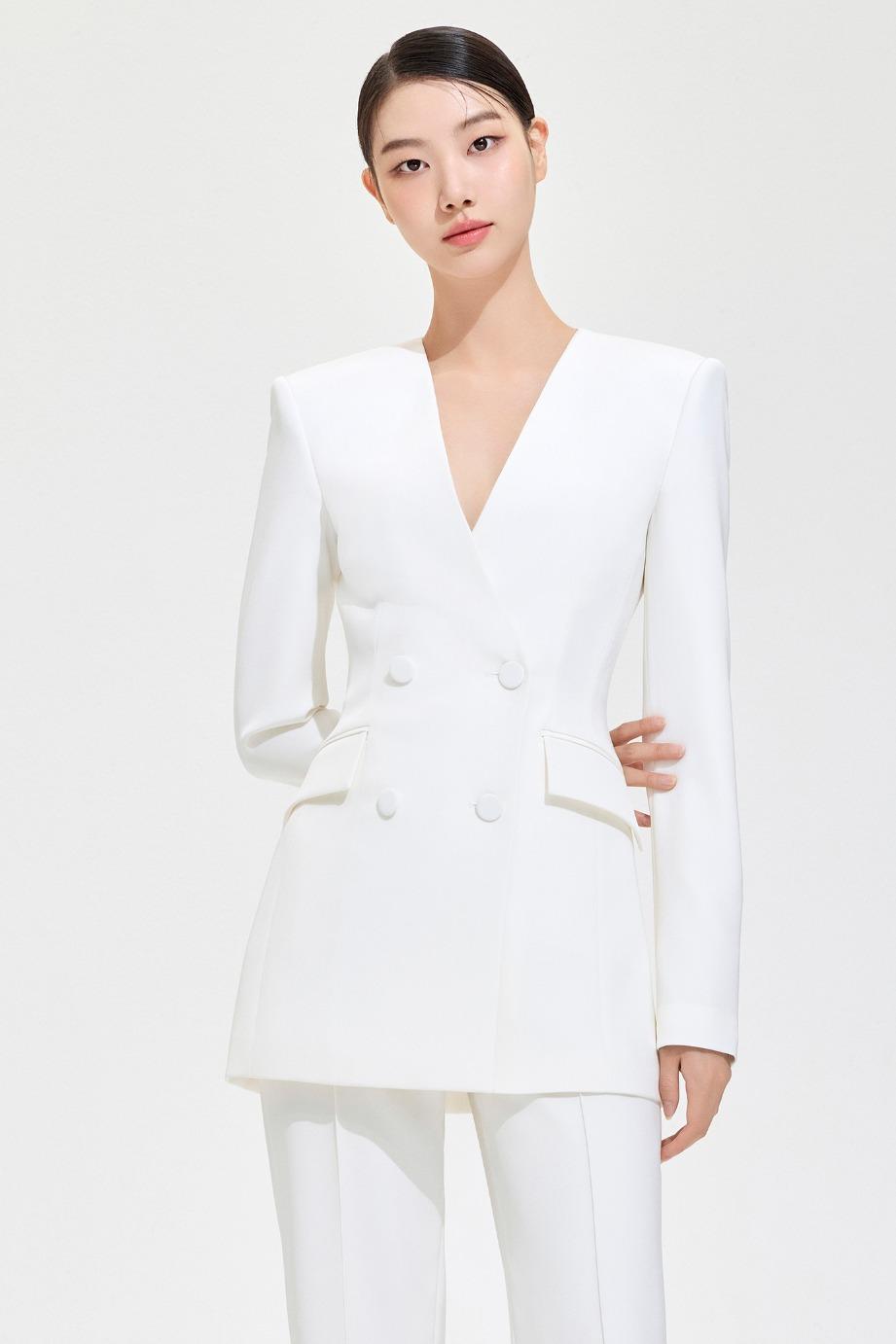SILK V NECKLINE SLIM LINE JACKET