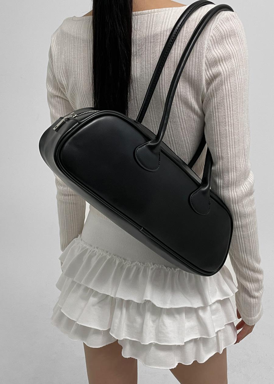 블랙업 워팃 레더 숄더백