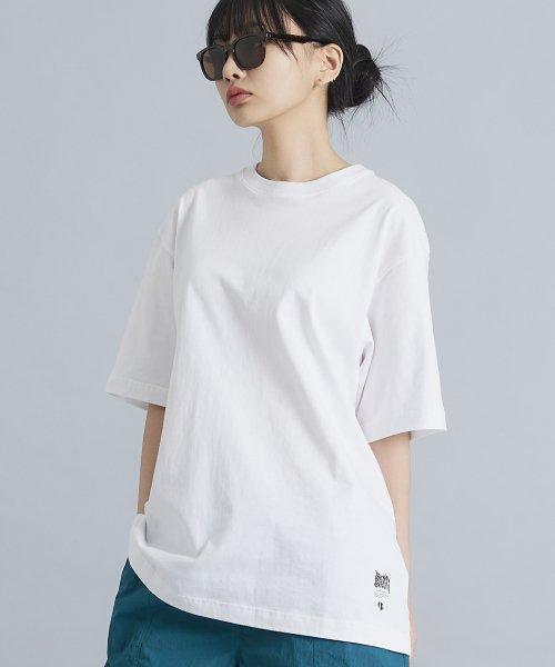 TAG ACTS TEE - WHITE