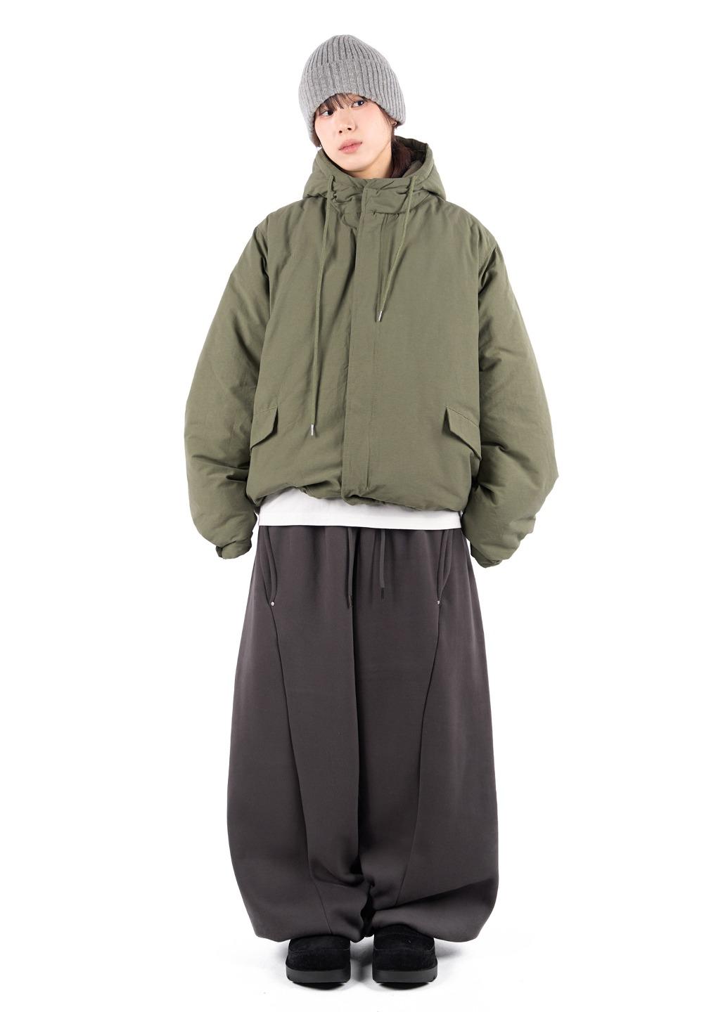 릿킴 CURVED RIVET SWEAT PANTS