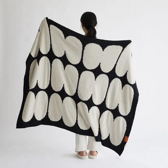 [BWTZ] 몽글몽글 니트 블랭킷 블랙빈즈 2size