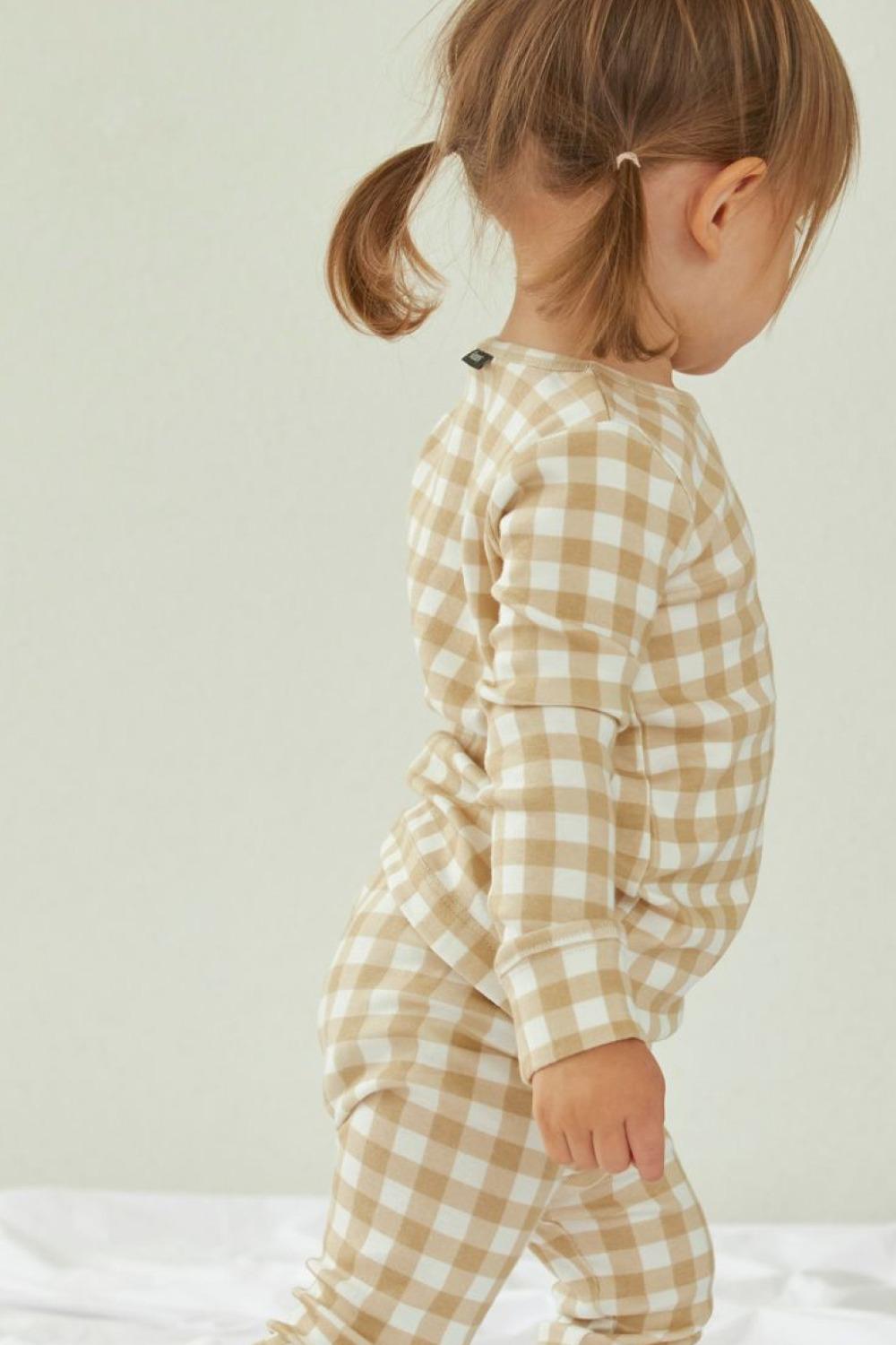 모달모달 구름내복