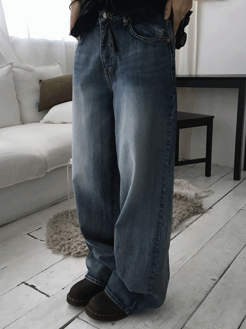 앤티즈 메이드 워싱 와이드 데님 (1color)