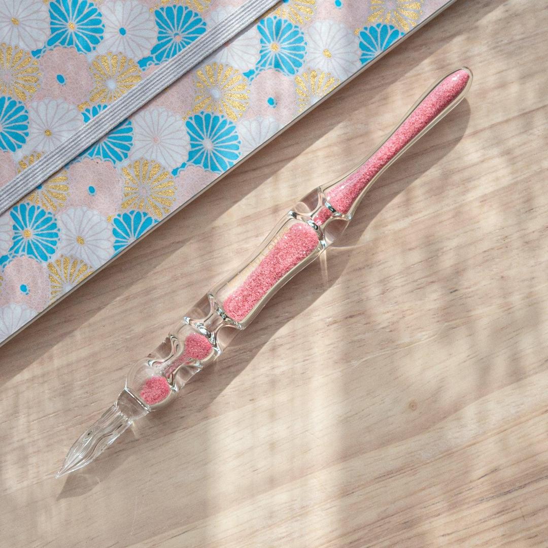 Sakura Hourglass Glass Dip Pen