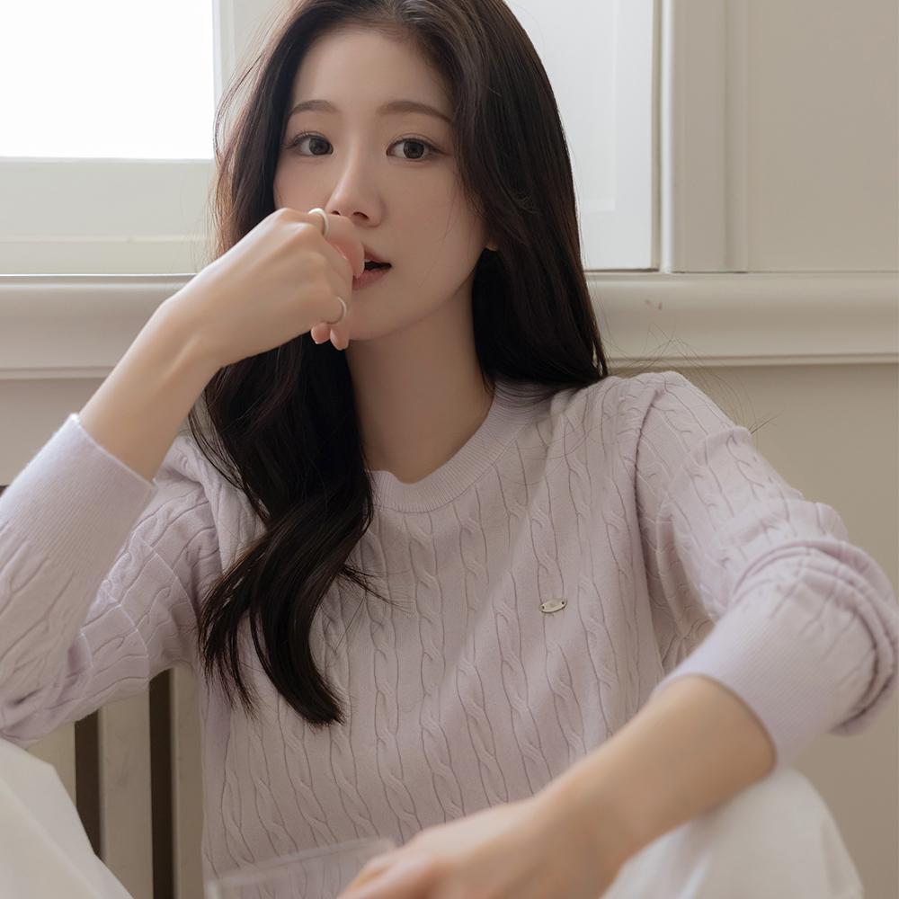 수플레 꽈배기 펜던트 니트