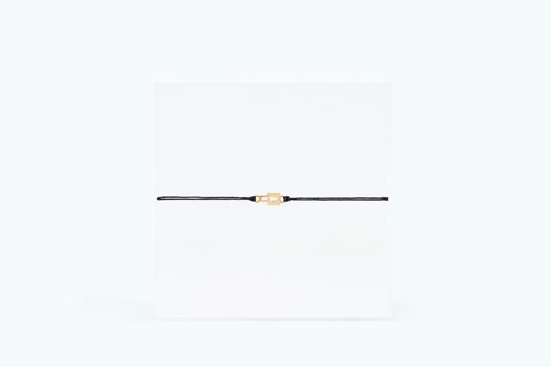 [문별 착용] 에센셜 Gold 실팔찌 Black Lock (14K)