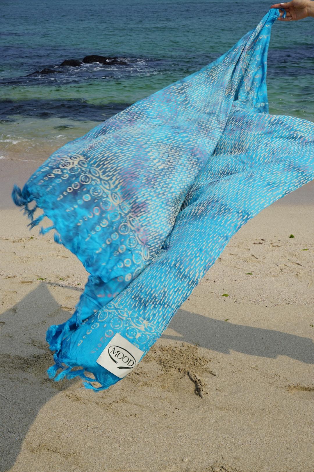 MOOD SARONG - TIE-DAI SKY BLUE