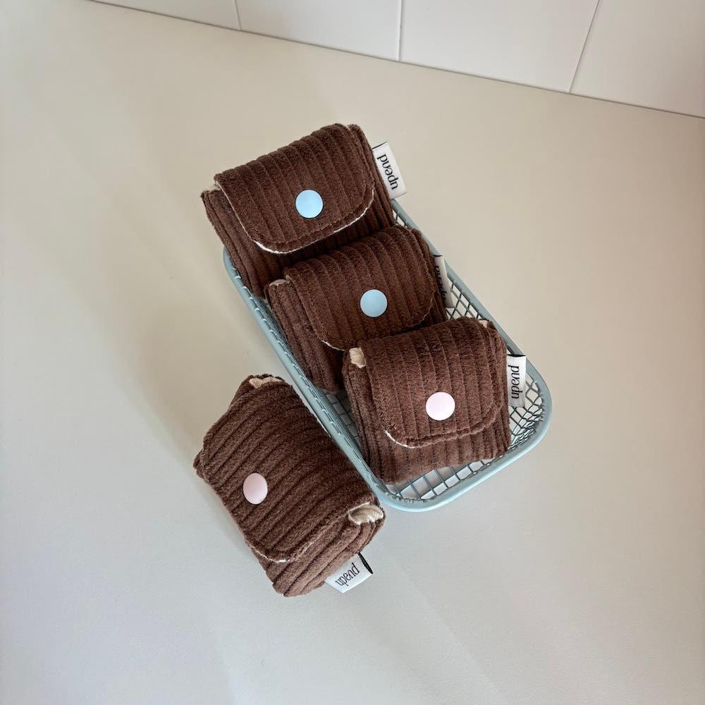 CORDUROY MINI POUCH (brown)