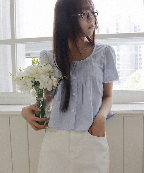 RILEY PIN TUCK BLOUSE