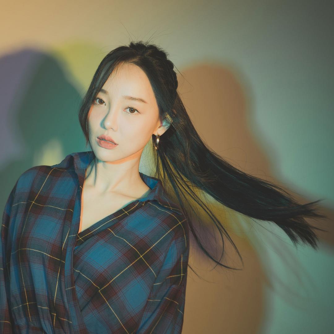 포니테일 위그-스트레이트