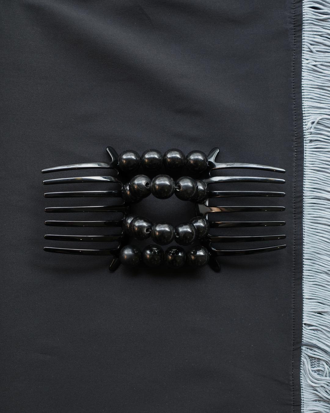 [PRE-ORDER 5월 2주차 배송] MERRMA - Beaded Claw Comb (Black)