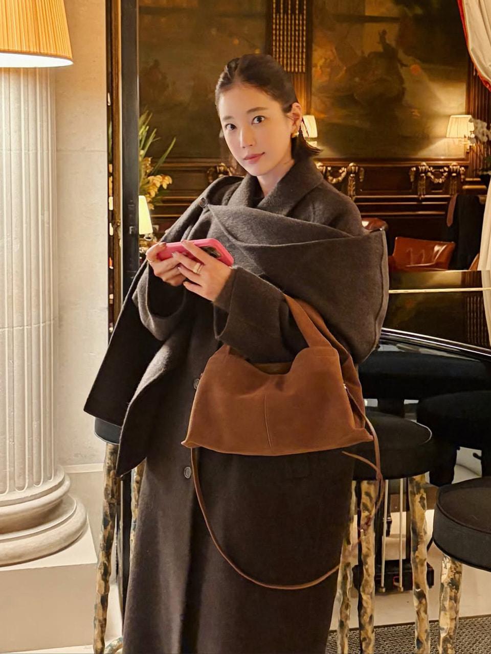 클라우드 토트백 스웨이드 LW5AB2070_I8