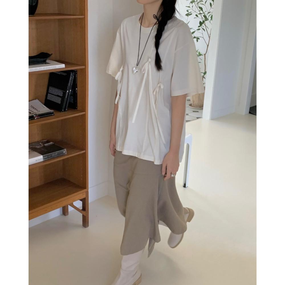 Arr 아르 릴리본 티 루즈핏 리본 포인트 반팔 t (2colors)