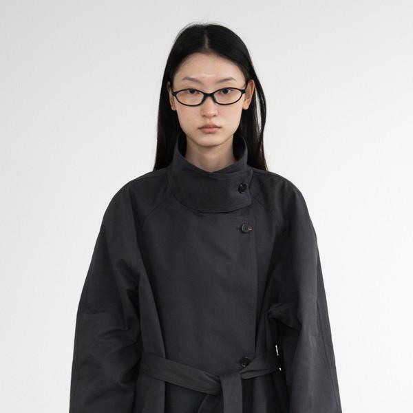 [11/18 출고 예정] 030 Middle Trench Coat (Deep Charcoal)