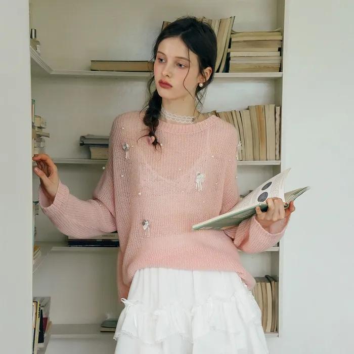 Cest_Pearl beaded knit top