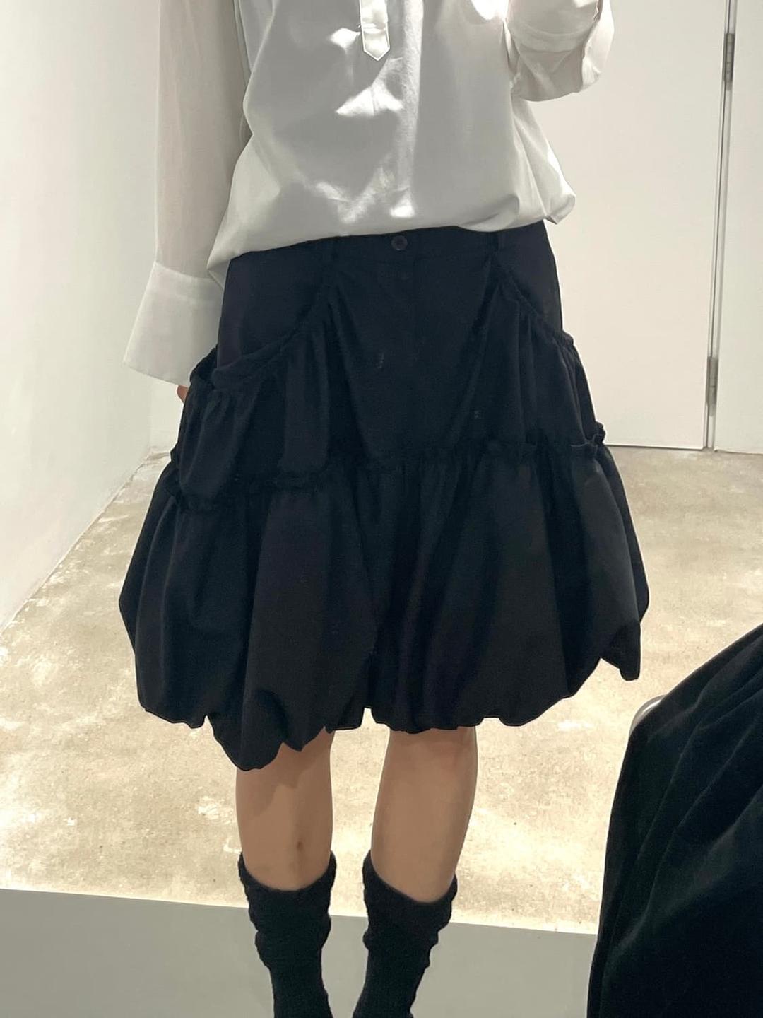 Noir Kei Ninomiya 2025ss 프릴 벌룬 쇼츠 블랙 | 후루츠패밀리