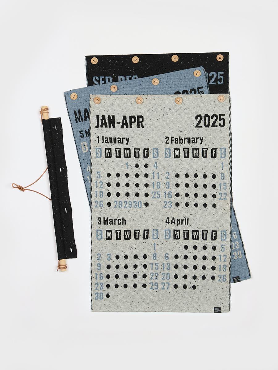 2025 Day Off Knit Calendar [12/13 예약배송]