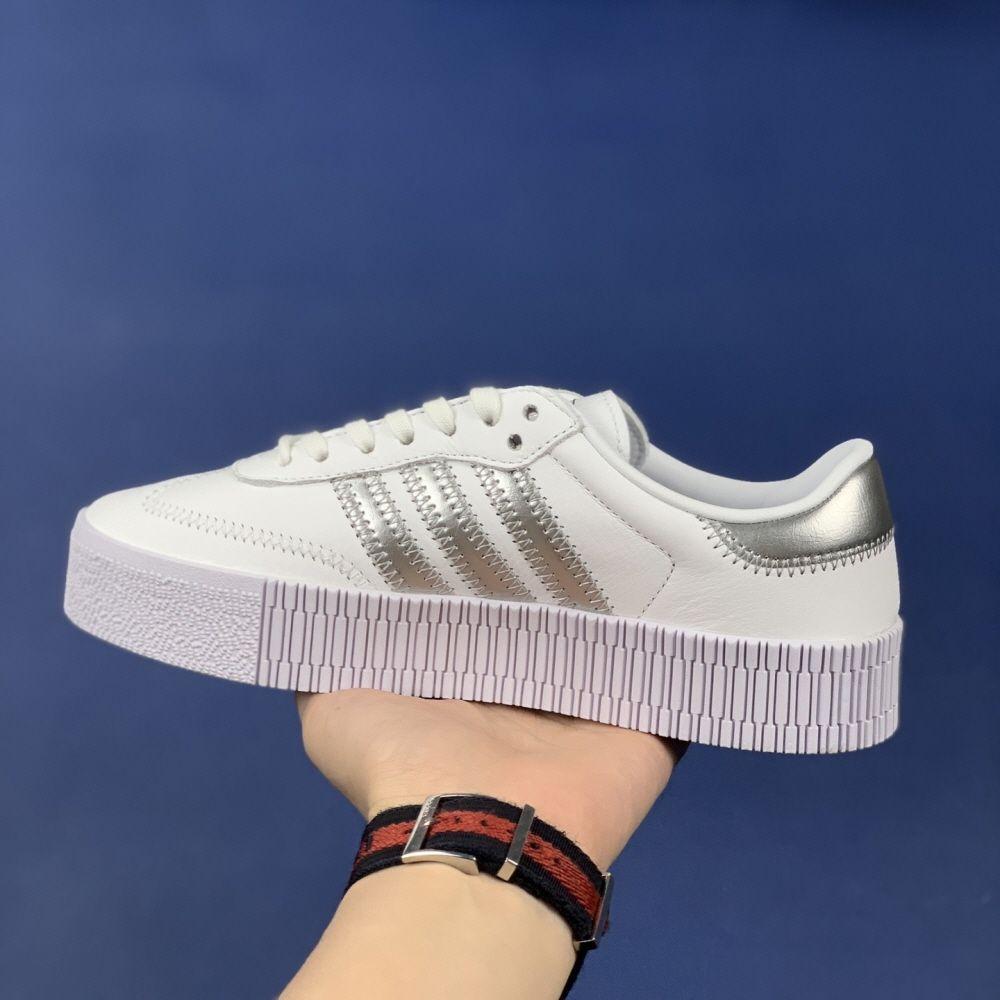 우먼스 삼바로즈 화이트 실버 스니커즈